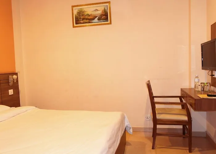 Hotel Aryal International